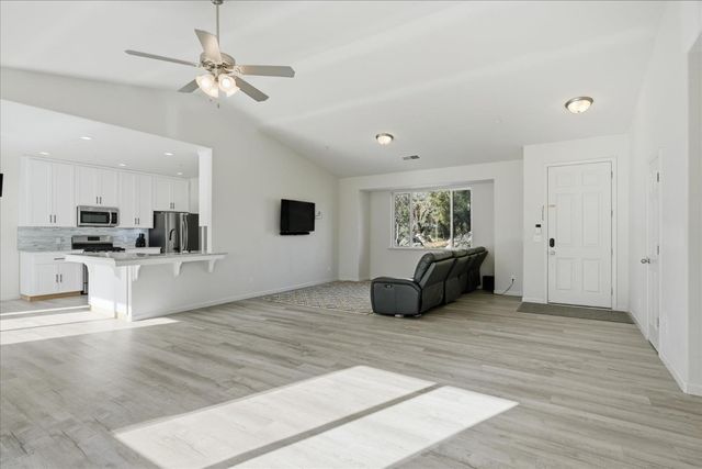 4001 Pacific Bars Road, Mariposa, CA 95338