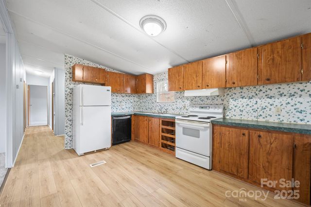 192 Old Lumber Yard Road, Morganton, NC 28655