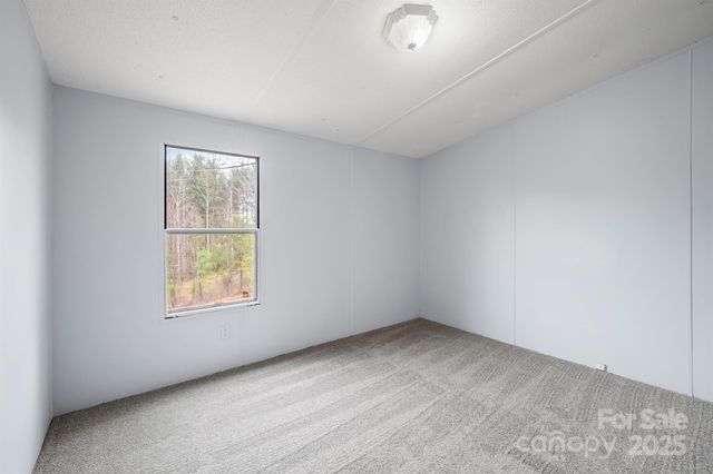 192 Old Lumber Yard Road, Morganton, NC 28655