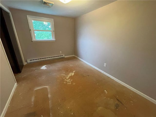 1320 Dalehurst Drive, Bethlehem City, PA 18018