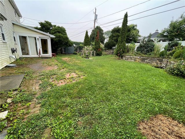1320 Dalehurst Drive, Bethlehem City, PA 18018