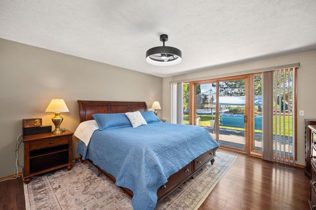 9712 W Masters Ln, Cheney, WA 99004