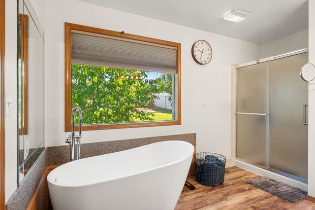 9712 W Masters Ln, Cheney, WA 99004