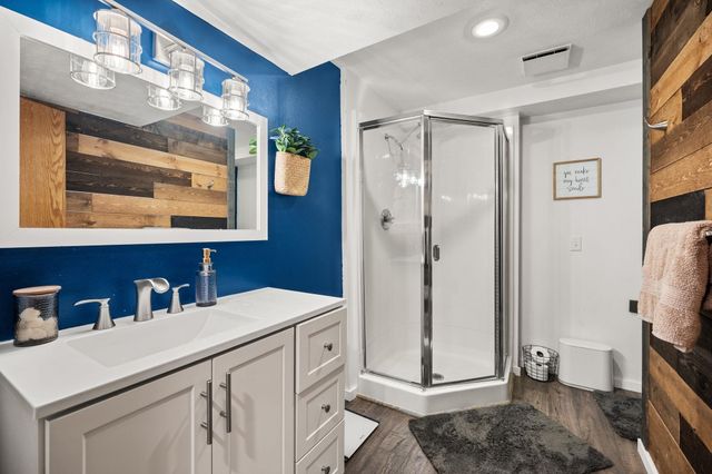 9712 W Masters Ln, Cheney, WA 99004