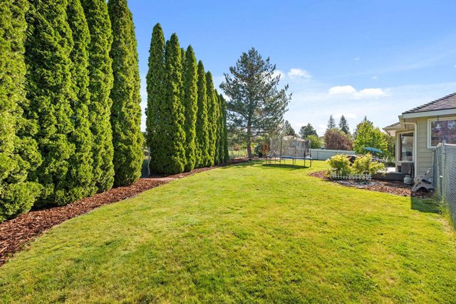 9712 W Masters Ln, Cheney, WA 99004