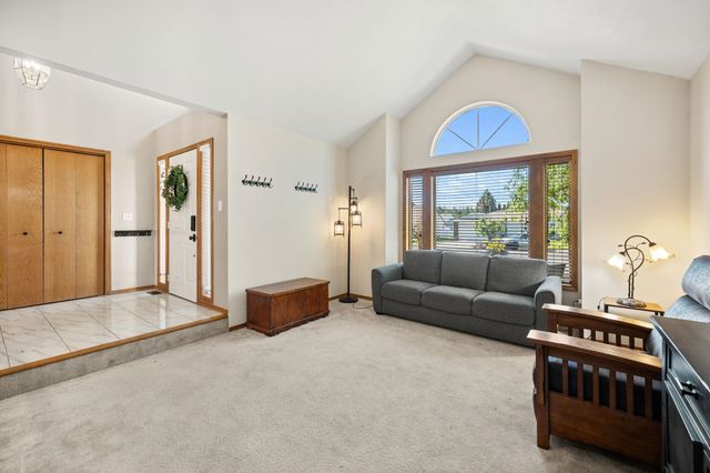 9712 W Masters Ln, Cheney, WA 99004