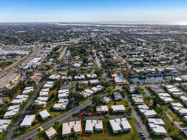 2731 RIVERBLUFF WAY V76, Sarasota, FL 34231