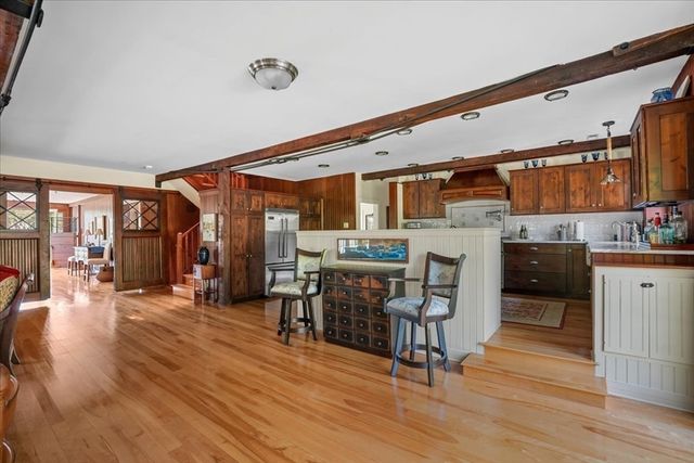 26 Neal Gate St, Scituate, MA 02066