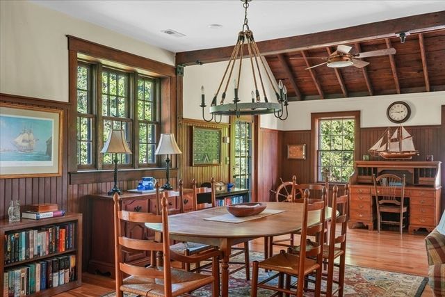 26 Neal Gate St, Scituate, MA 02066