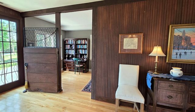 26 Neal Gate St, Scituate, MA 02066