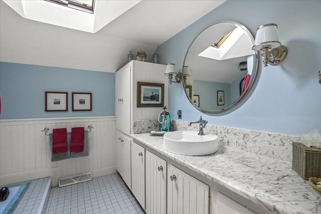 26 Neal Gate St, Scituate, MA 02066