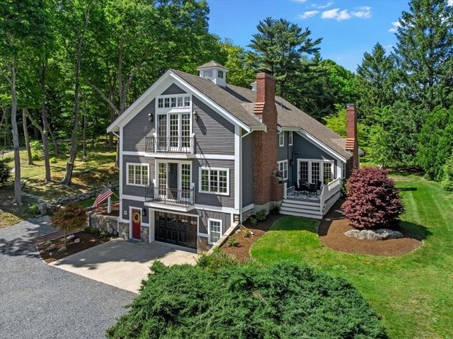 26 Neal Gate St, Scituate, MA 02066
