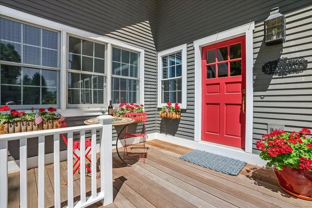 26 Neal Gate St, Scituate, MA 02066