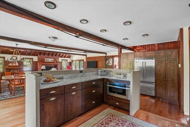26 Neal Gate St, Scituate, MA 02066