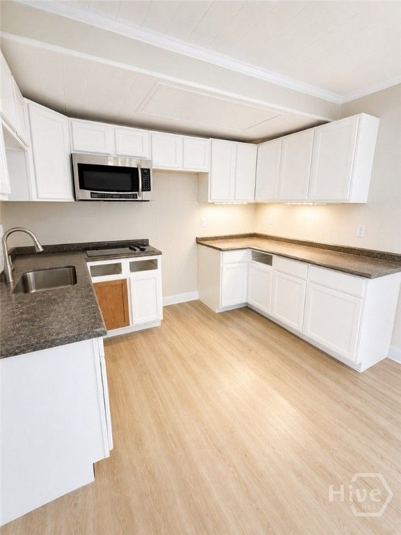 Image 8 of property listing at 2903 W Bay Street 1, Savannah, GA 31408