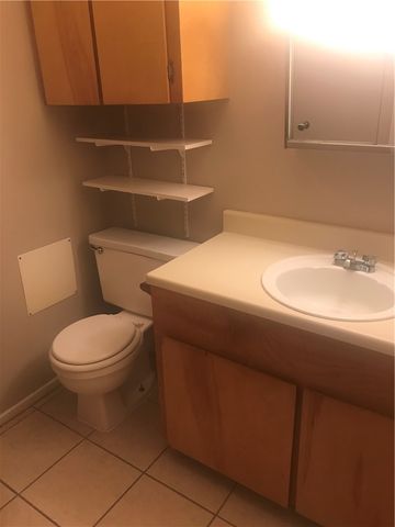 2834 Forest Bend, College Station, TX 77801