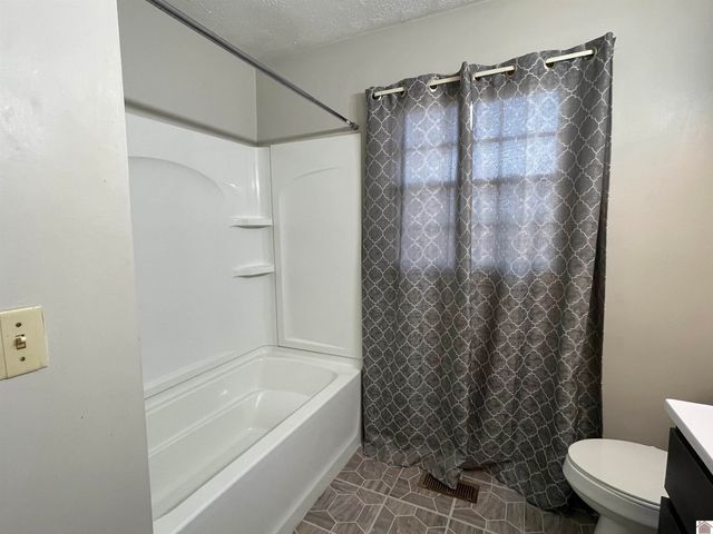 217 Briarfield Lane 11 and 33, Cadiz, KY 42211