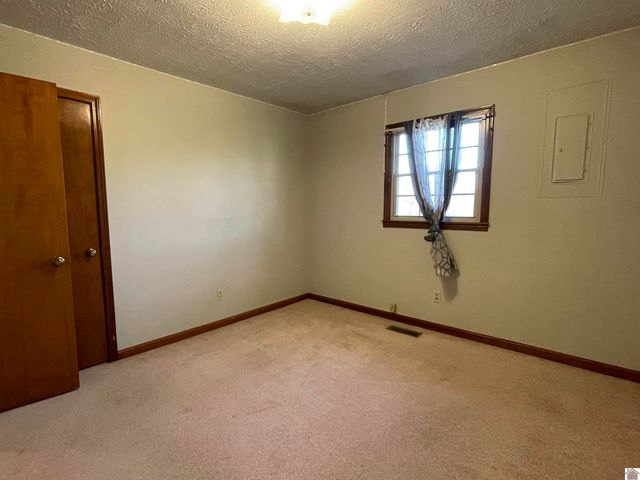 217 Briarfield Lane 11 and 33, Cadiz, KY 42211