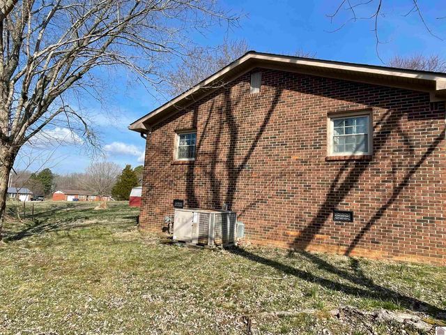 217 Briarfield Lane 11 and 33, Cadiz, KY 42211