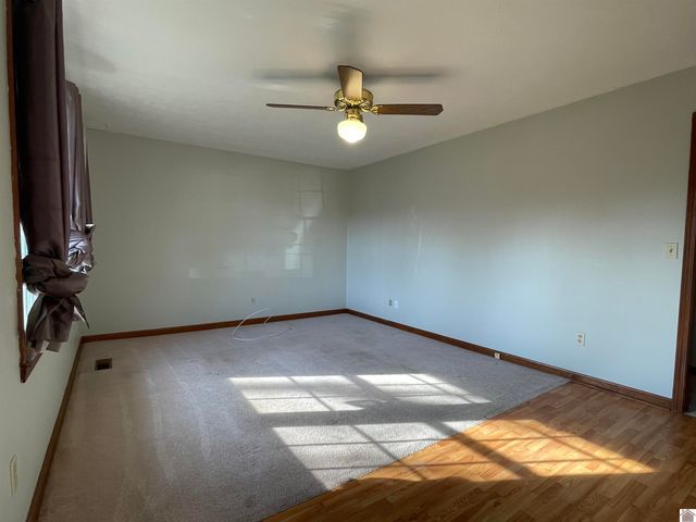 217 Briarfield Lane 11 and 33, Cadiz, KY 42211