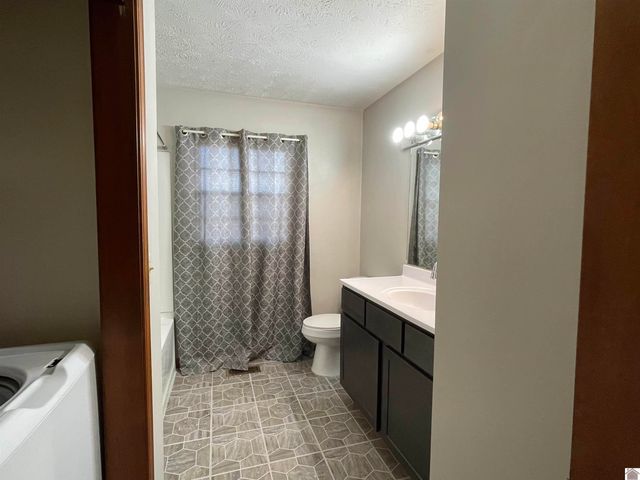 217 Briarfield Lane 11 and 33, Cadiz, KY 42211