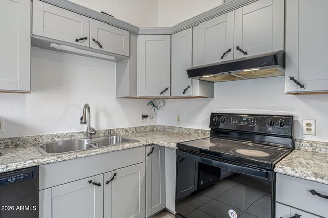 437 S CALIFORNIA Street, Chandler, AZ 85225