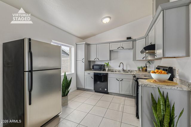 437 S CALIFORNIA Street, Chandler, AZ 85225