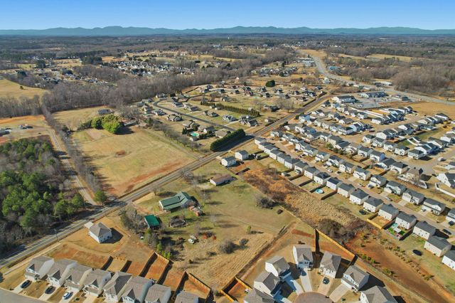 948 Seay Road, Inman, SC 29349