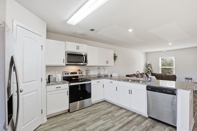 948 Seay Road, Inman, SC 29349