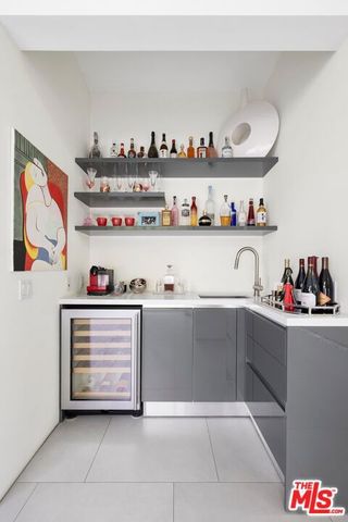 2654 Roscomare Road, Los Angeles, CA 90077