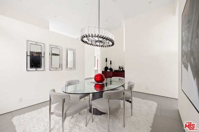 2654 Roscomare Road, Los Angeles, CA 90077