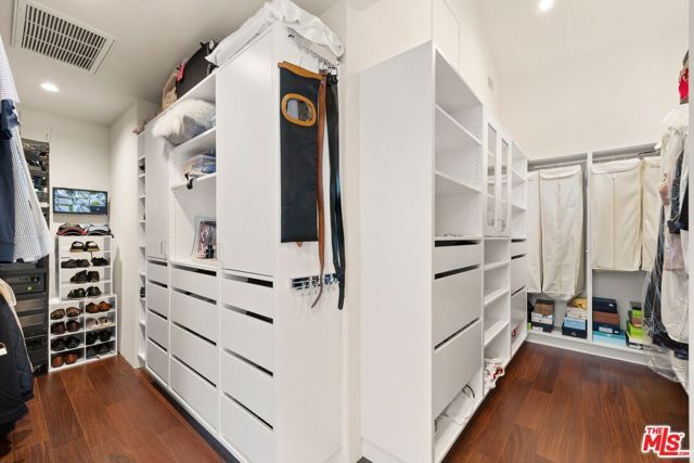 2654 Roscomare Road, Los Angeles, CA 90077