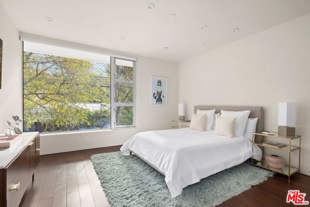 2654 Roscomare Road, Los Angeles, CA 90077