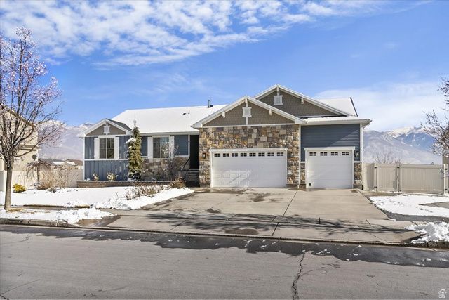 771 W MARE CIR, Kaysville, UT 84037