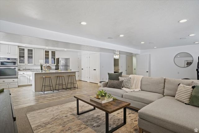 771 W MARE CIR, Kaysville, UT 84037