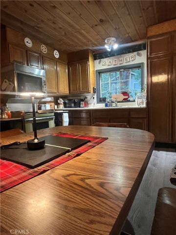 404 Mozumdar, Cedarpines Park, CA 92322