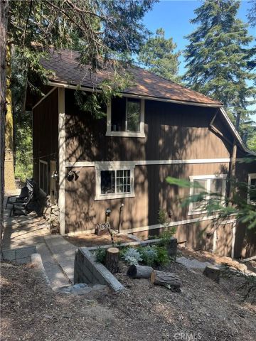 404 Mozumdar, Cedarpines Park, CA 92322