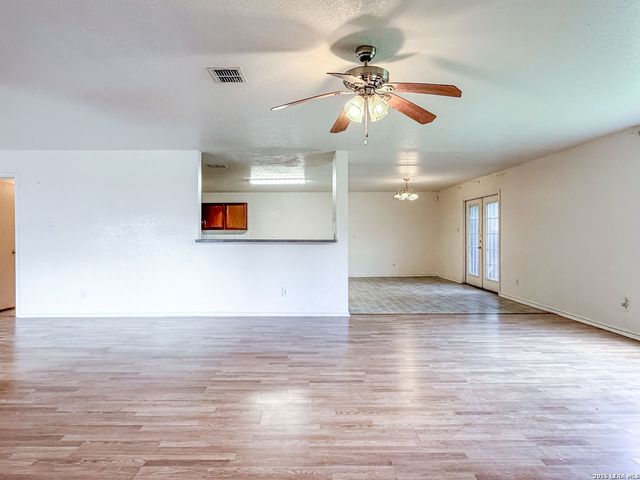4906 Heather Pass, San Antonio, TX 78218