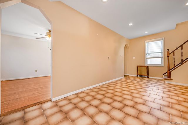 38 Buchanan Avenue, Amityville, NY 11701