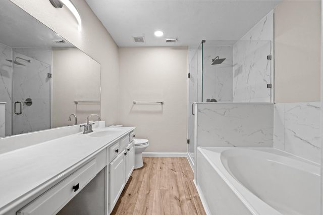 5914 Stirring Winds Lane, Houston, TX 77086