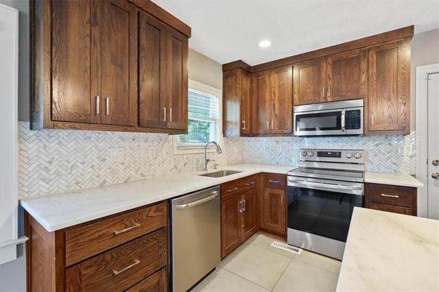 4540 Adams Street, Kansas City, KS 66103