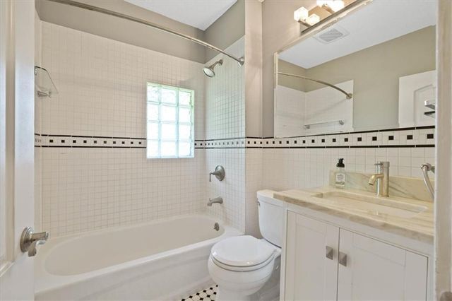 4540 Adams Street, Kansas City, KS 66103