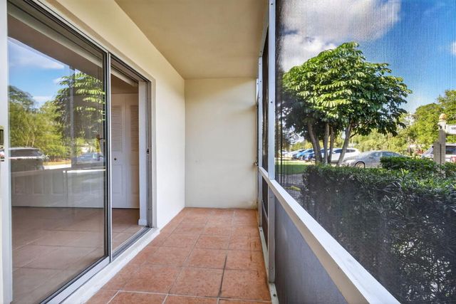 378 Sheffield P, West Palm Beach, FL 33417