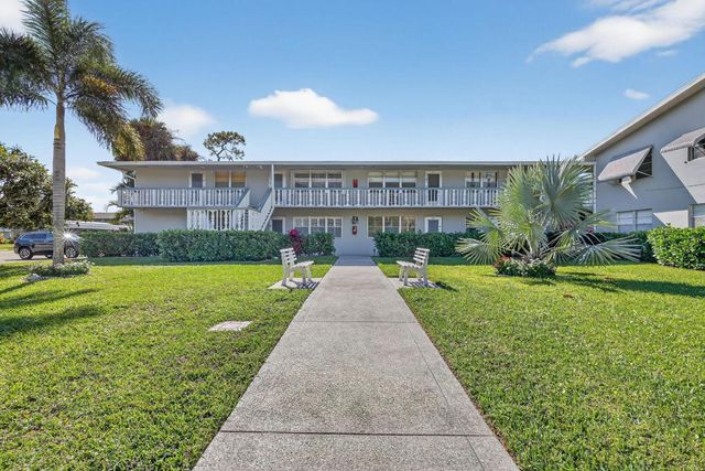 378 Sheffield P, West Palm Beach, FL 33417