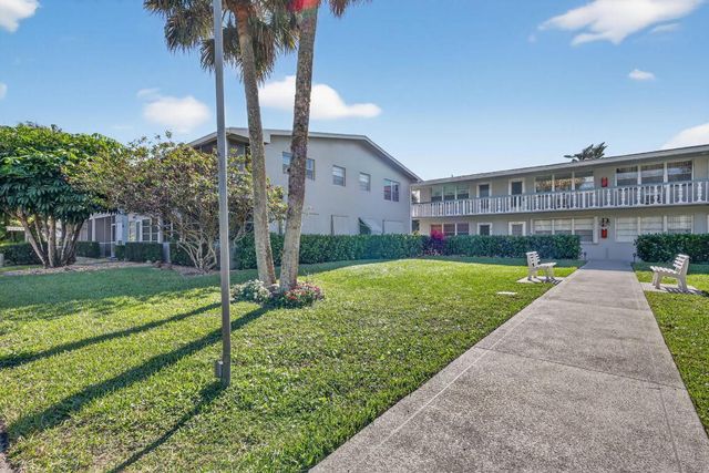 378 Sheffield P, West Palm Beach, FL 33417