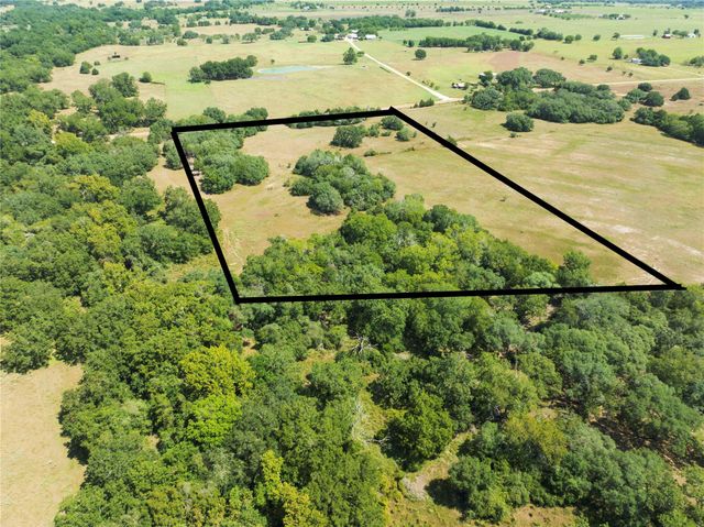 1830 Holub RD, Schulenburg, TX 78956