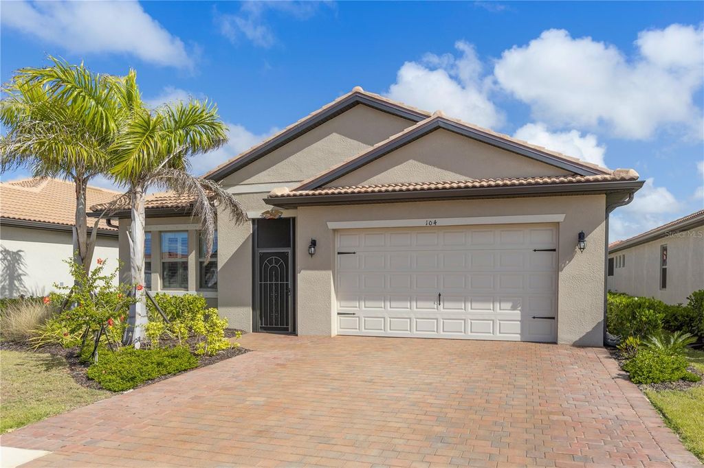 104 VILLORESI BOULEVARD, Nokomis, FL 34275