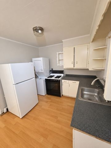 94 Midland Street 2, Lowell, MA 01851