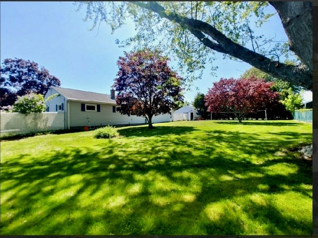 486 Highview Ave, Somerset, MA 02726