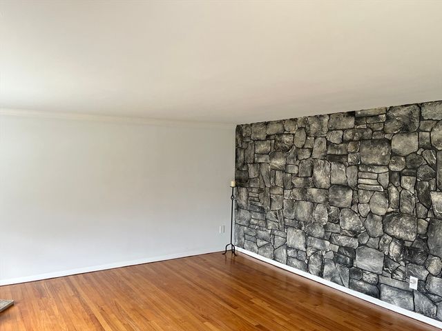 486 Highview Ave, Somerset, MA 02726